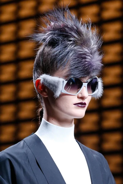 Look 69